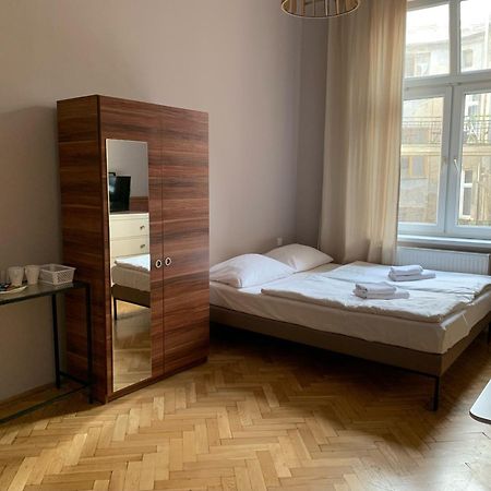 Апартаменты Apartament Gold Jasmine Краков Экстерьер фото